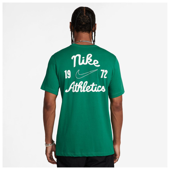 Nike Ανδρική κοντομάνικη μπλούζα Sportswear Club Seasonal Graphic Tee